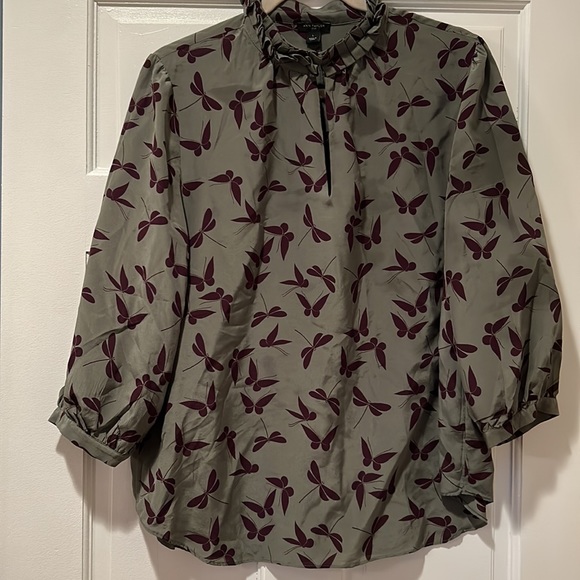 Ann Taylor blouse - Picture 3 of 5